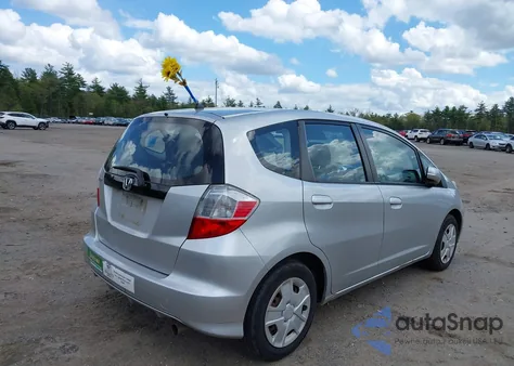 2012 Honda Fit z USA, uszkodzony, nr VIN JHMGE8H31CC034124